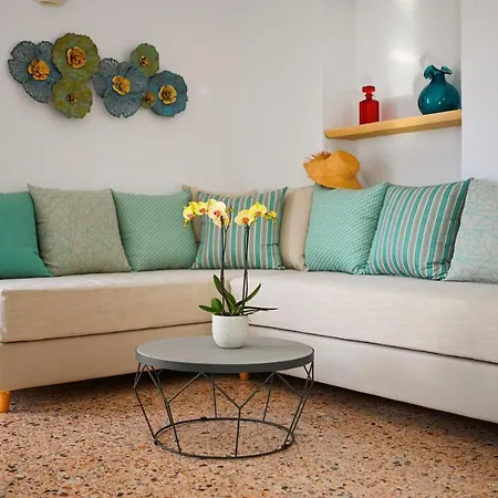 Apartment Paros Bespoke Residence - Spacious Private Retreat Drios