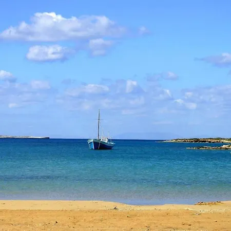 Paros Bespoke Residence - Spacious Private Retreat